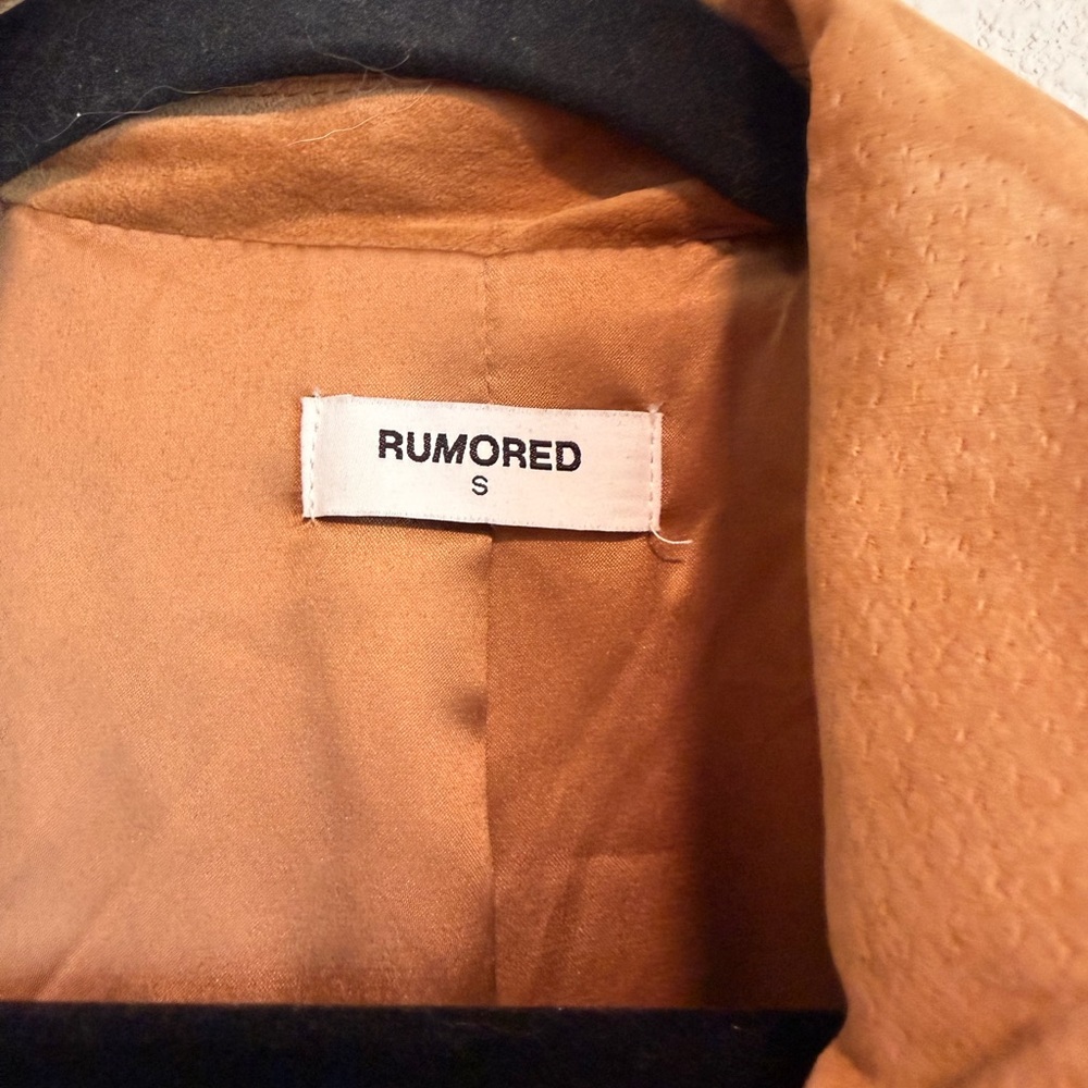 Rumored Yellowstone Tan Suede Jacket - Picture 4 of 4